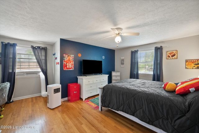 1905 Janlyn Rd, Louisville, KY 40299