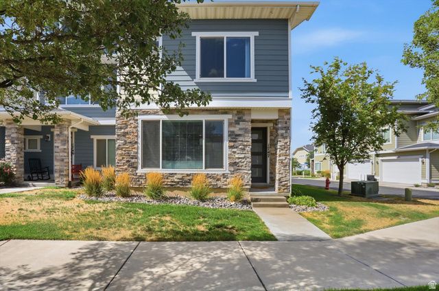 1747 W PIRGOS LN, South Jordan, UT 84095