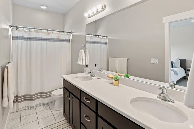 1747 W PIRGOS LN, South Jordan, UT 84095
