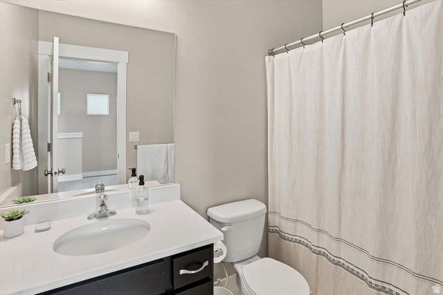 1747 W PIRGOS LN, South Jordan, UT 84095