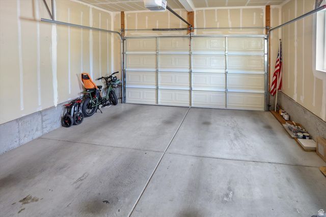 1747 W PIRGOS LN, South Jordan, UT 84095