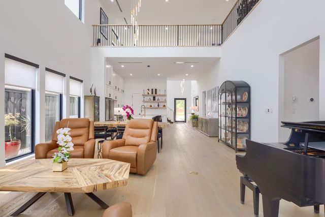 3950 Beechwood Lane, Dallas, TX 75220