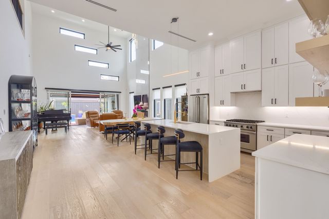 3950 Beechwood Lane, Dallas, TX 75220