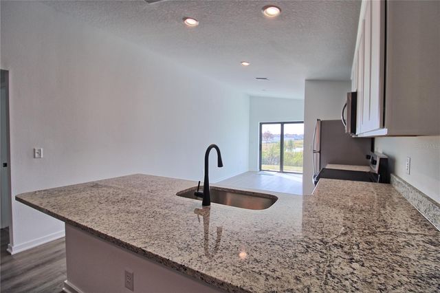 1277 AHOY AVENUE, Tampa, FL 33619