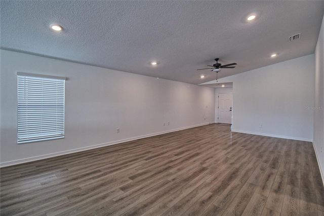 1277 AHOY AVENUE, Tampa, FL 33619