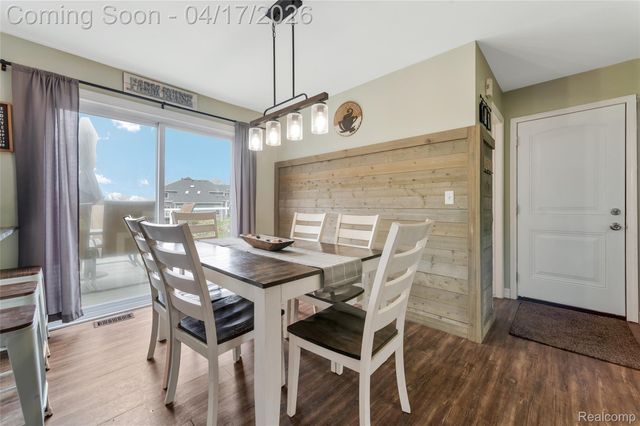 355 Sanders Road, Oxford Charter Township, MI 48371