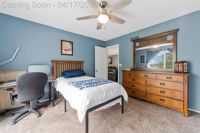 355 Sanders Road, Oxford Charter Township, MI 48371