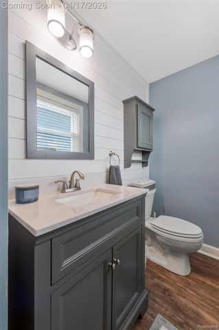 355 Sanders Road, Oxford Charter Township, MI 48371