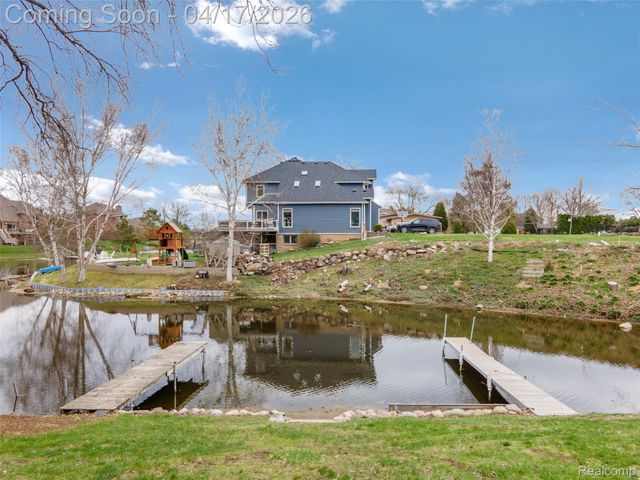 355 Sanders Road, Oxford Charter Township, MI 48371