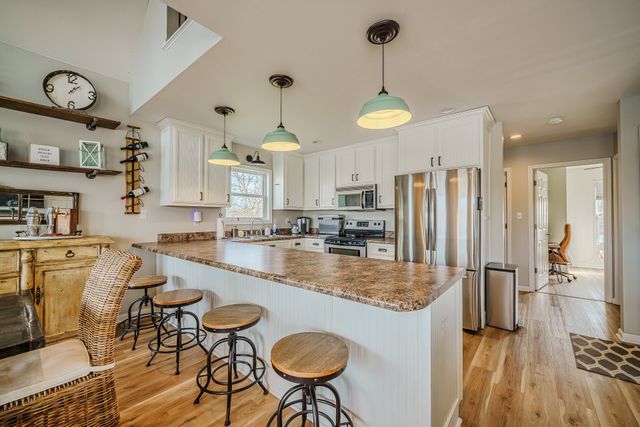 1458 Scenic Ln, Bath Springs, TN 38311