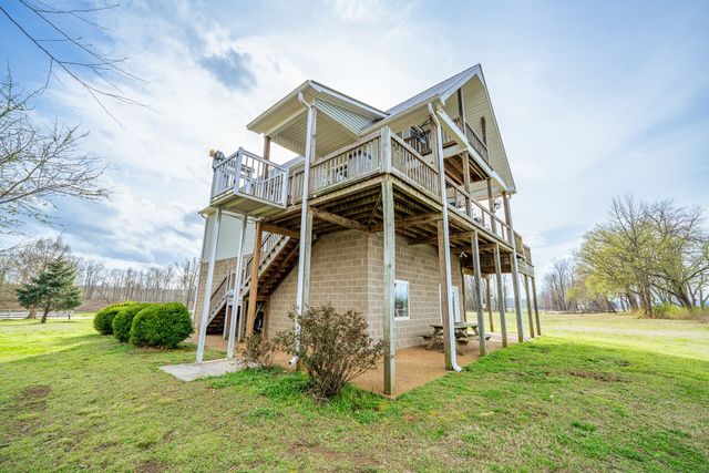 1458 Scenic Ln, Bath Springs, TN 38311