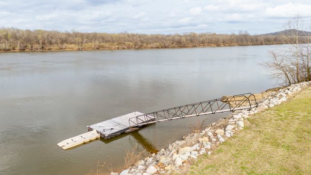 1458 Scenic Ln, Bath Springs, TN 38311