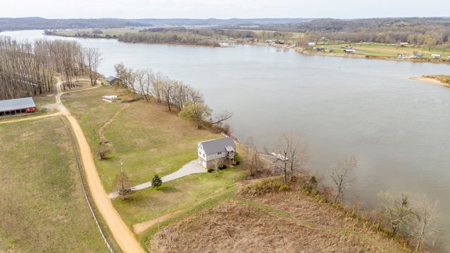 1458 Scenic Ln, Bath Springs, TN 38311