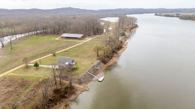 1458 Scenic Ln, Bath Springs, TN 38311