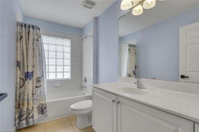 2232 Summersweet DR, Alva, FL 33920