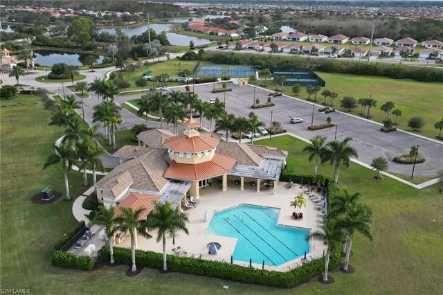 2232 Summersweet DR, Alva, FL 33920
