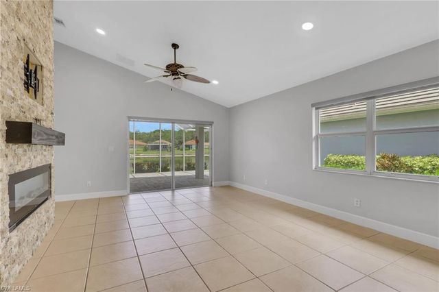 2232 Summersweet DR, Alva, FL 33920