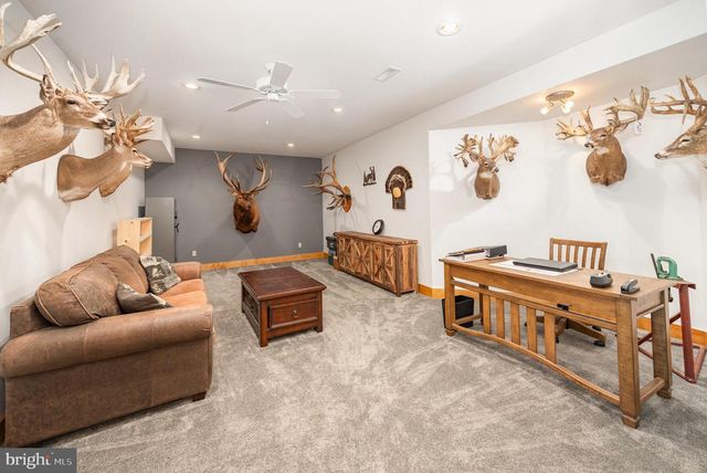 115 MONUMENT DR, Elizabethtown, PA 17022