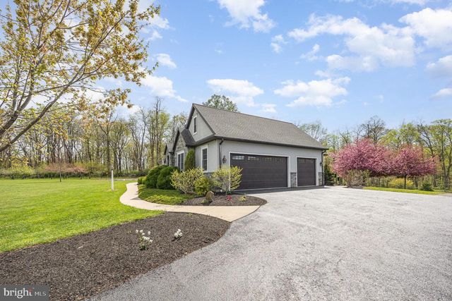 115 MONUMENT DR, Elizabethtown, PA 17022