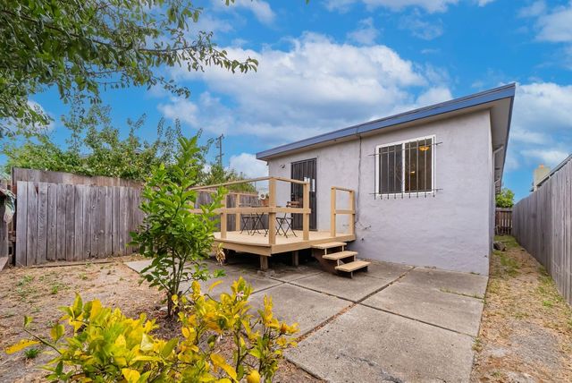 1817 Virginia Avenue, Richmond, CA 94804