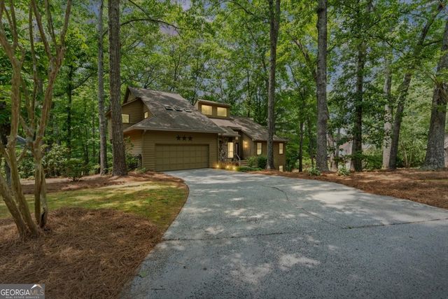 4262 Loch Highland Parkway NE, Roswell, GA 30075