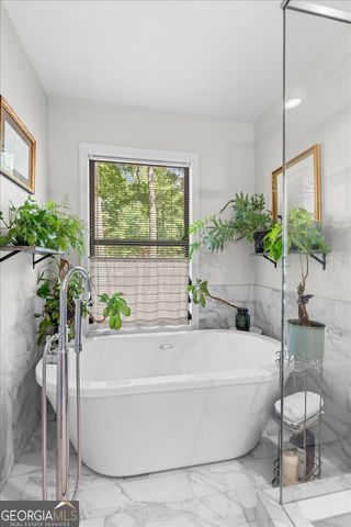 4262 Loch Highland Parkway NE, Roswell, GA 30075