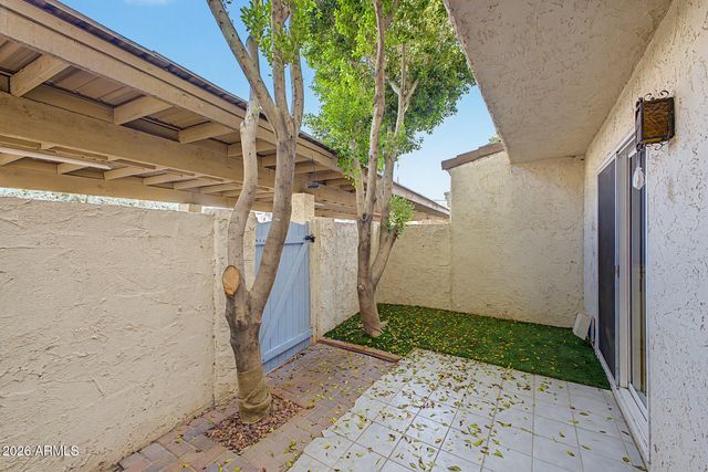 7347 E THORNWOOD Drive, Scottsdale, AZ 85251