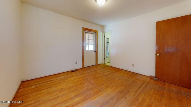 30 Berkshire Drive, Jacksonville, NC 28546