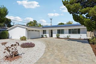 8408 Cozycroft Avenue, Los Angeles, CA 91306