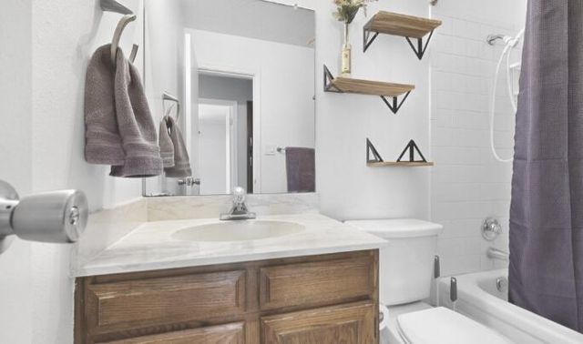 12532 Singing Arrow Avenue SE, Albuquerque, NM 87123