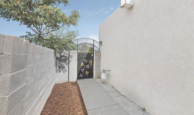 12532 Singing Arrow Avenue SE, Albuquerque, NM 87123