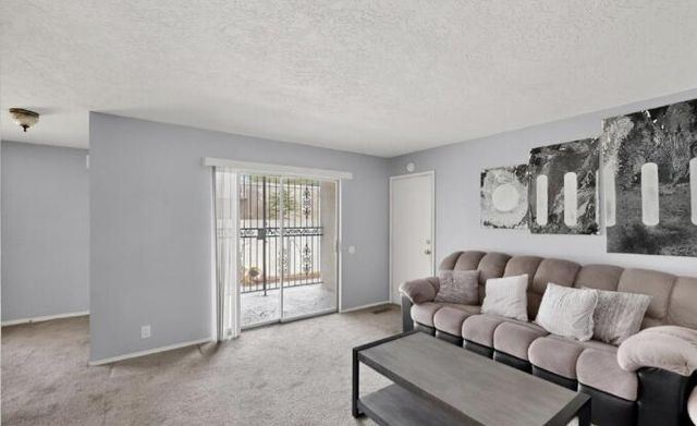 12532 Singing Arrow Avenue SE, Albuquerque, NM 87123