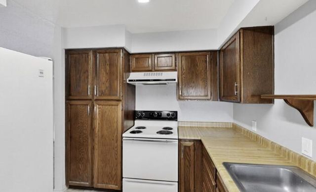 12532 Singing Arrow Avenue SE, Albuquerque, NM 87123