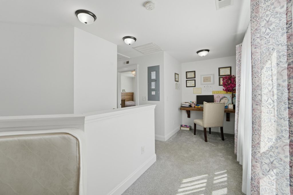 Image 32 of property listing at 3730 Tip Lane, Mount Pleasant, SC 29466