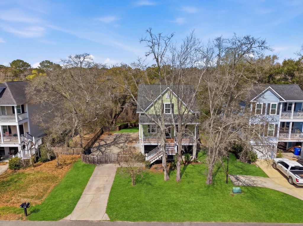 Image 51 of property listing at 3730 Tip Lane, Mount Pleasant, SC 29466