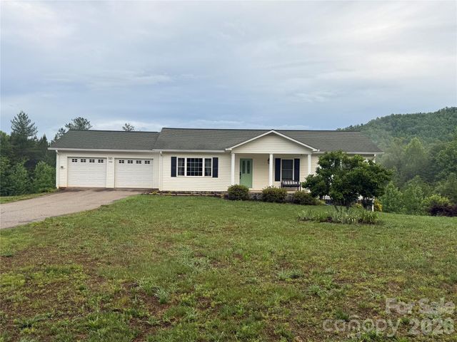 4460 Gouge Avenue, Morganton, NC 28655