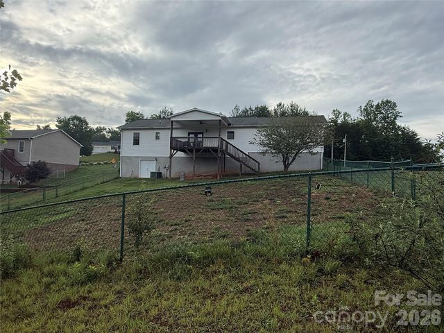 4460 Gouge Avenue, Morganton, NC 28655