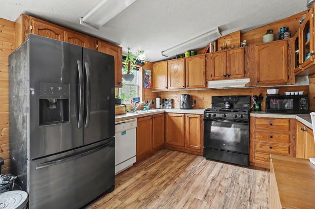 1723 W Warren Road, Shelby Twp, MI 49455