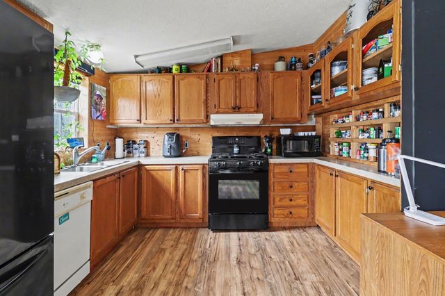 1723 W Warren Road, Shelby Twp, MI 49455