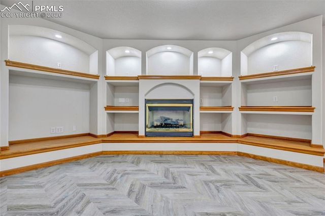 1205 Oakmoor Heights, Colorado Springs, CO 80906