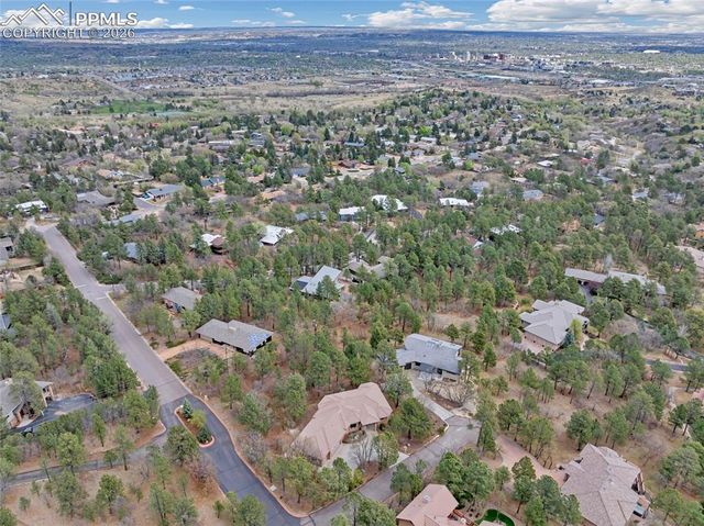 1205 Oakmoor Heights, Colorado Springs, CO 80906