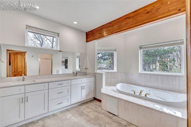 1205 Oakmoor Heights, Colorado Springs, CO 80906