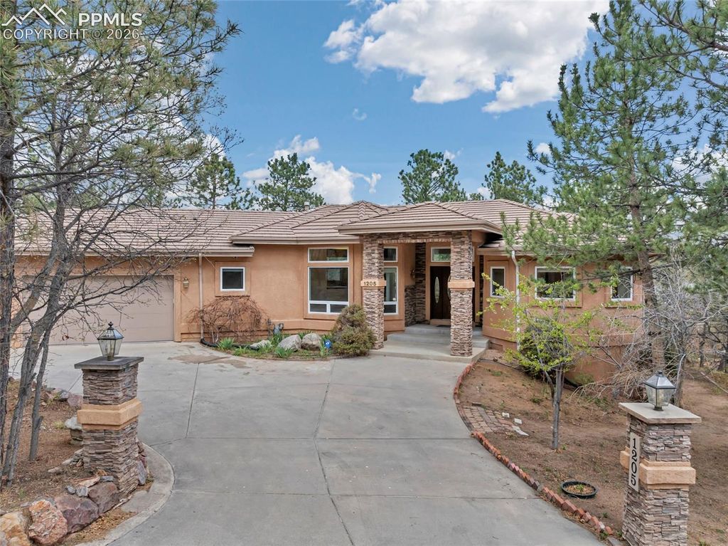 1205 Oakmoor Heights, Colorado Springs, CO 80906 — photo 2