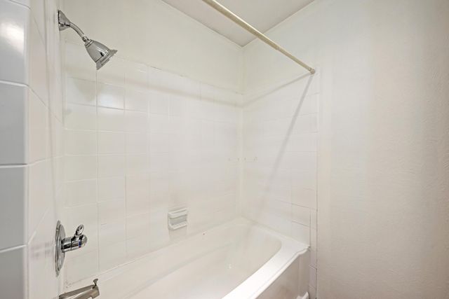 8610 Croydon LOOP, Austin, TX 78748