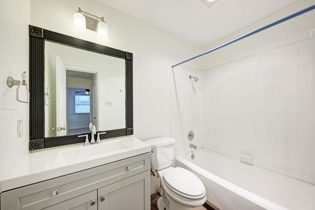 8610 Croydon LOOP, Austin, TX 78748