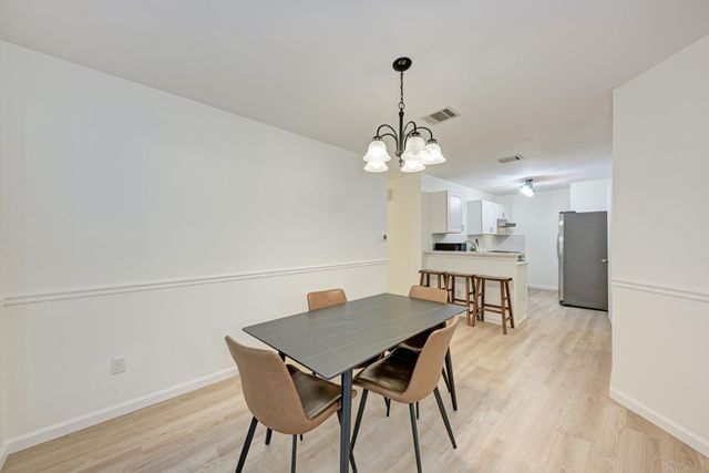 8610 Croydon LOOP, Austin, TX 78748