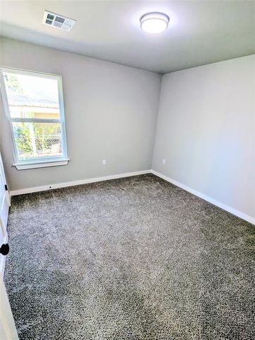 213 S 4th Street, Eufaula, OK 74432