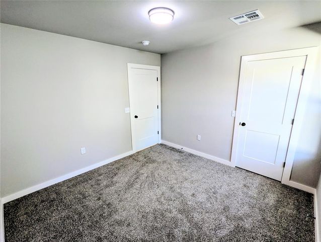 213 S 4th Street, Eufaula, OK 74432