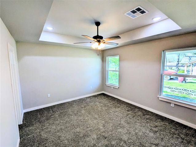 213 S 4th Street, Eufaula, OK 74432