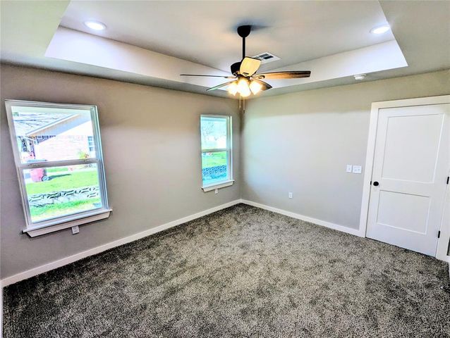 213 S 4th Street, Eufaula, OK 74432